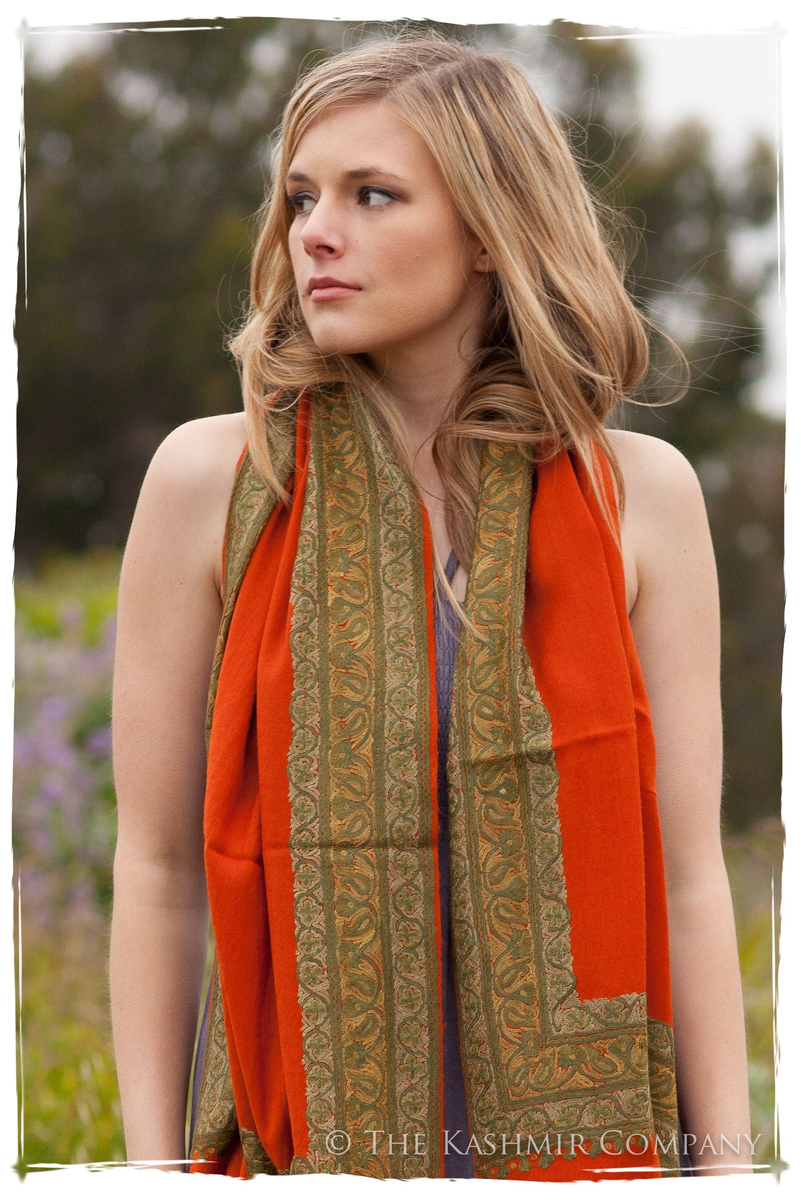 Trois Frontière Emberglow Mascarade Shawl