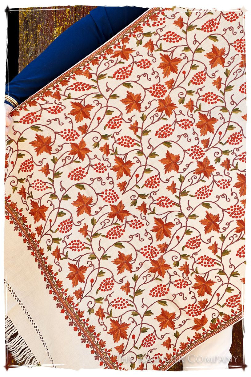 Feuilles de Vigne d'Ivoire Shawl