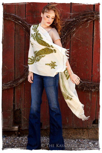 Regal Paisley Fougere Verte Shawl