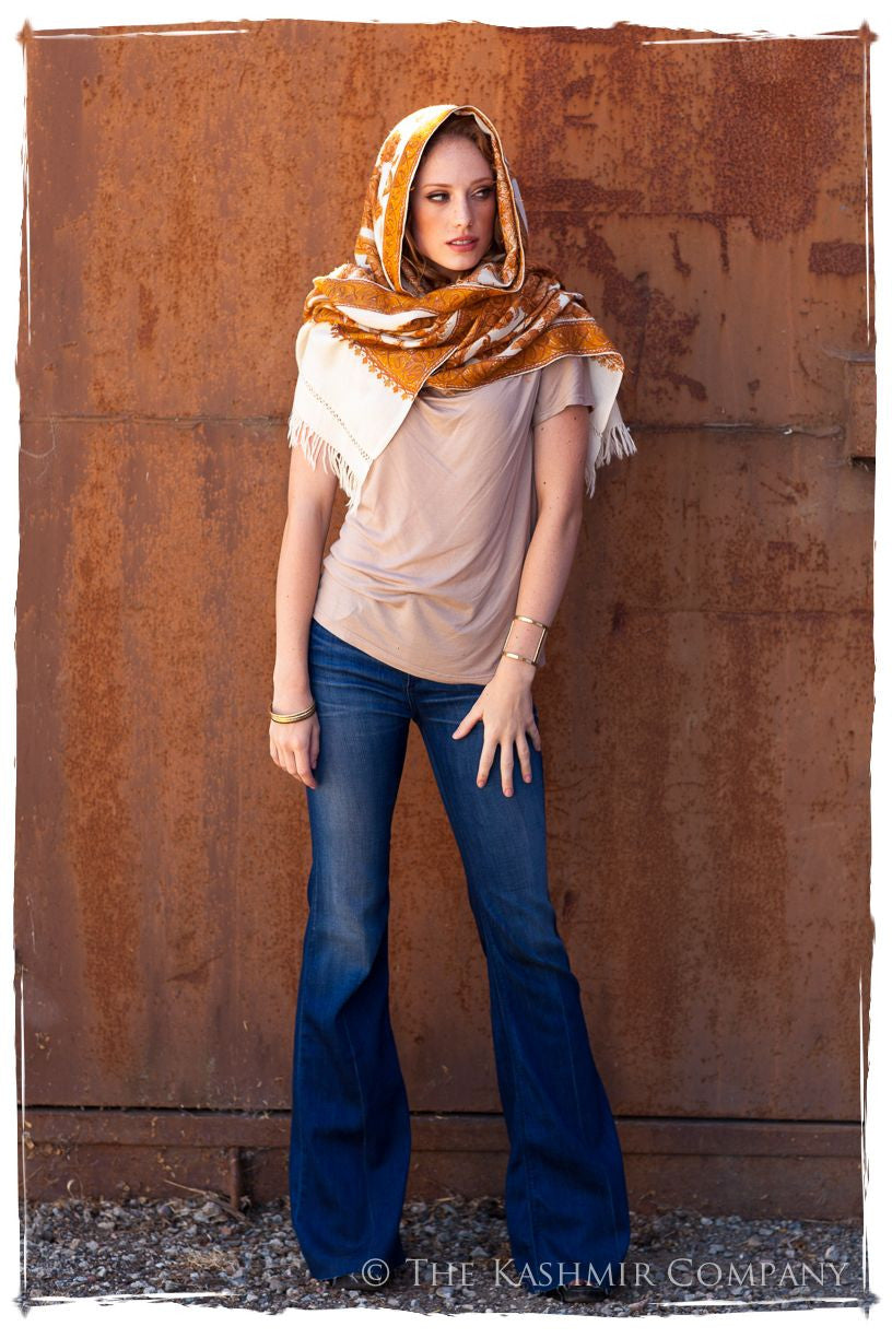 Jardin de Oro Paisley Shawl