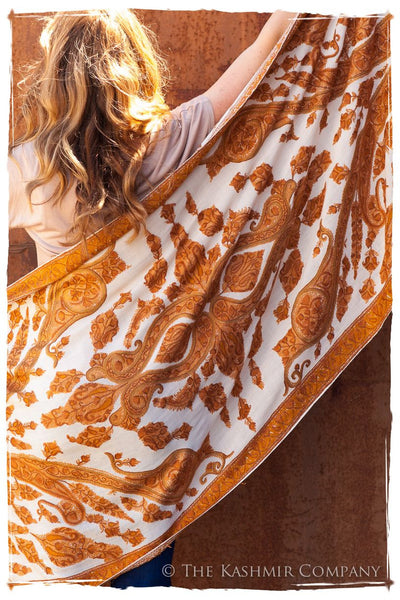 Jardin de Oro Paisley Shawl