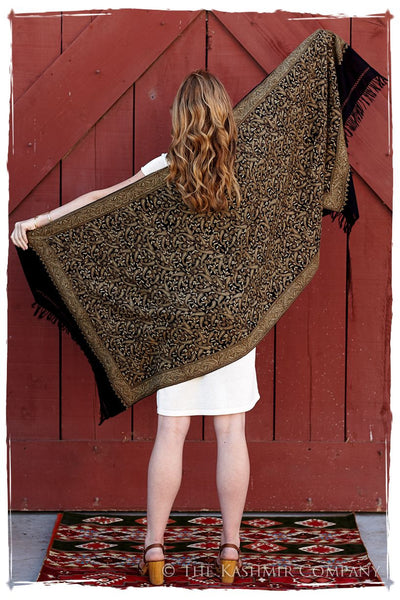 Prairie Francais Sage Paisley Shawl