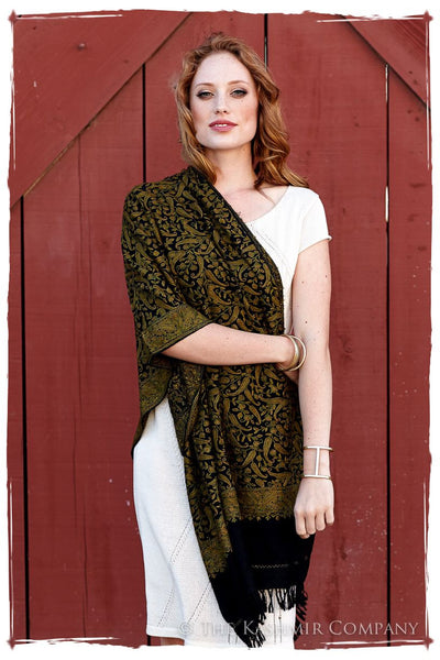 Prairie Francais Vert Paisley Shawl