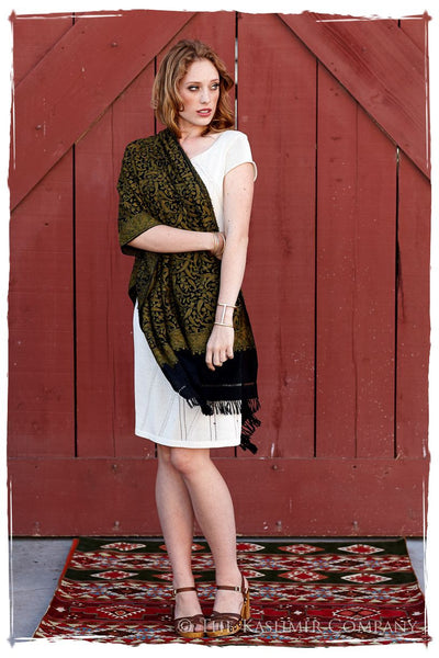 Prairie Francais Vert Paisley Shawl