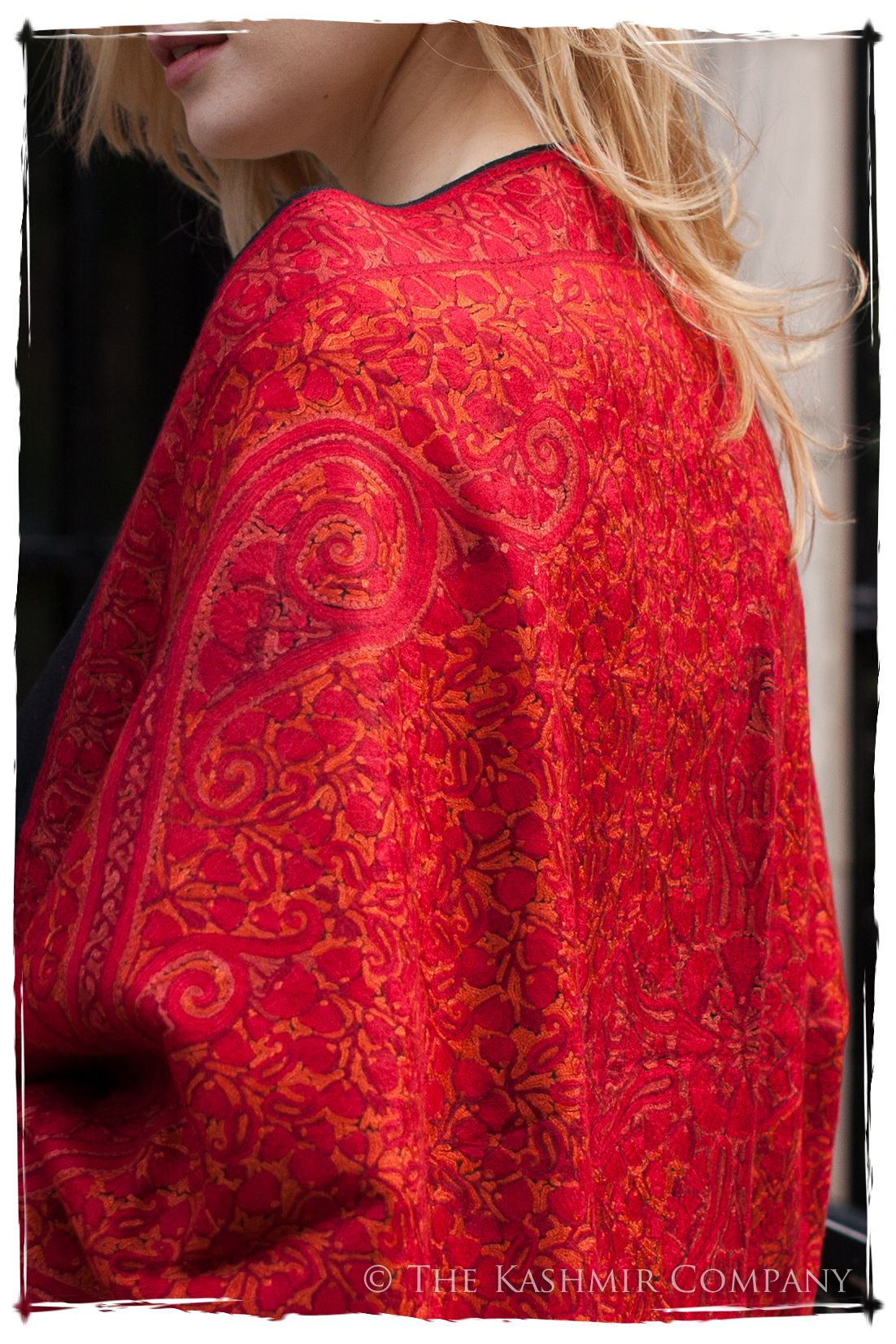 Rubis Rouge Joyaux Trésor Paisley Antiquaires Shawl