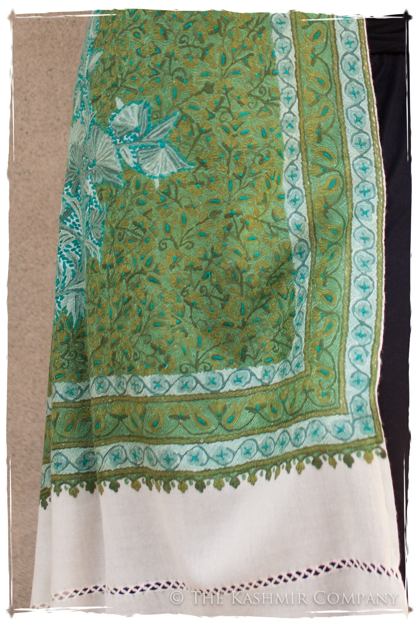Jardin d'émeraudes Paisley Antiquaires Shawl