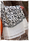 Ciel de Noir Ivoire Paisley Shawl