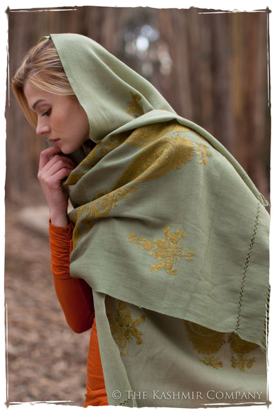 Jardin de Paris Royale Paisley Shawl