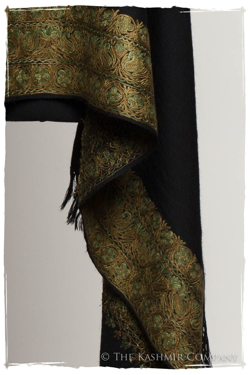 Trois Frontière Ivy Royale Mascarade Shawl