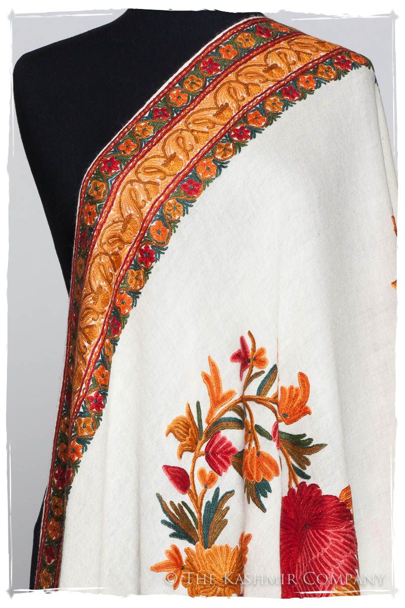Trois Frontières Amberglow Ivorie Pauline Shawl