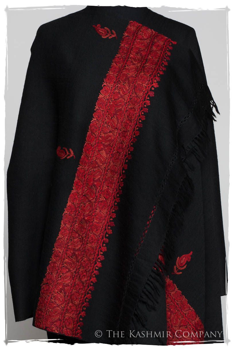 Rouge Ruby Trois Frontières Noir Gift Shawl