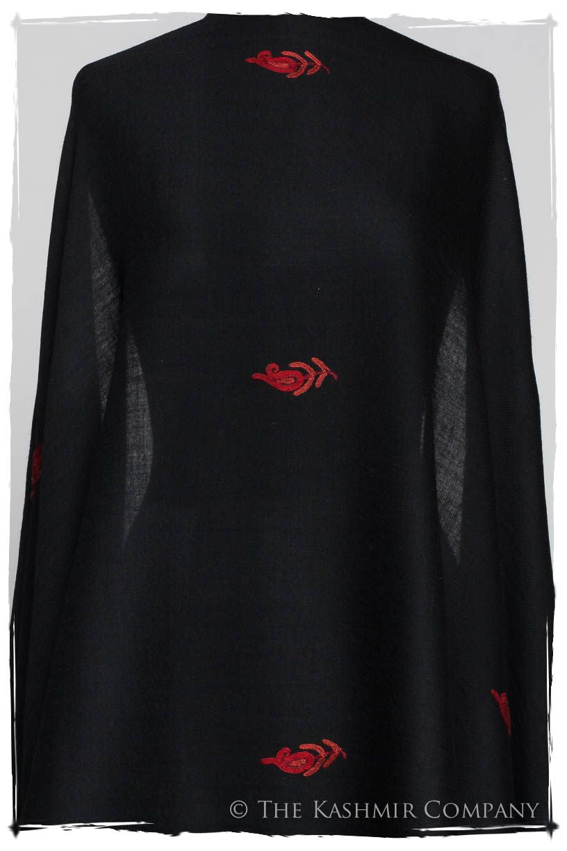Rouge Ruby Trois Frontières Noir Gift Shawl