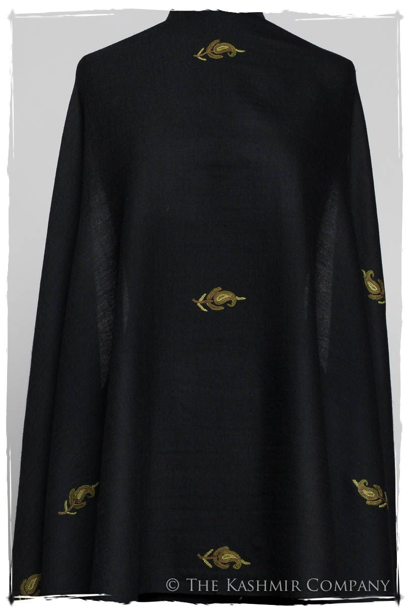 Ivy Forêt Trois Frontières Noir Gift Shawl