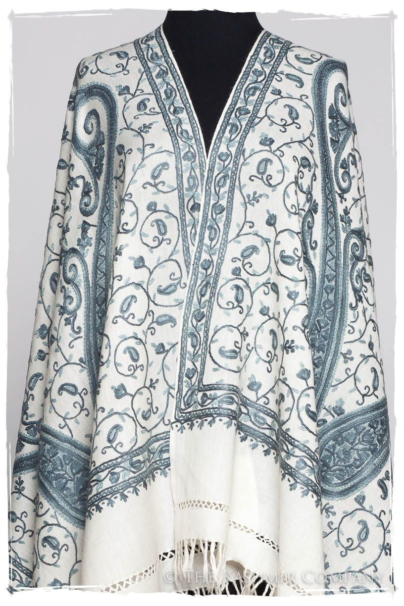 Pierre de Lune Royale Paisley Shawl