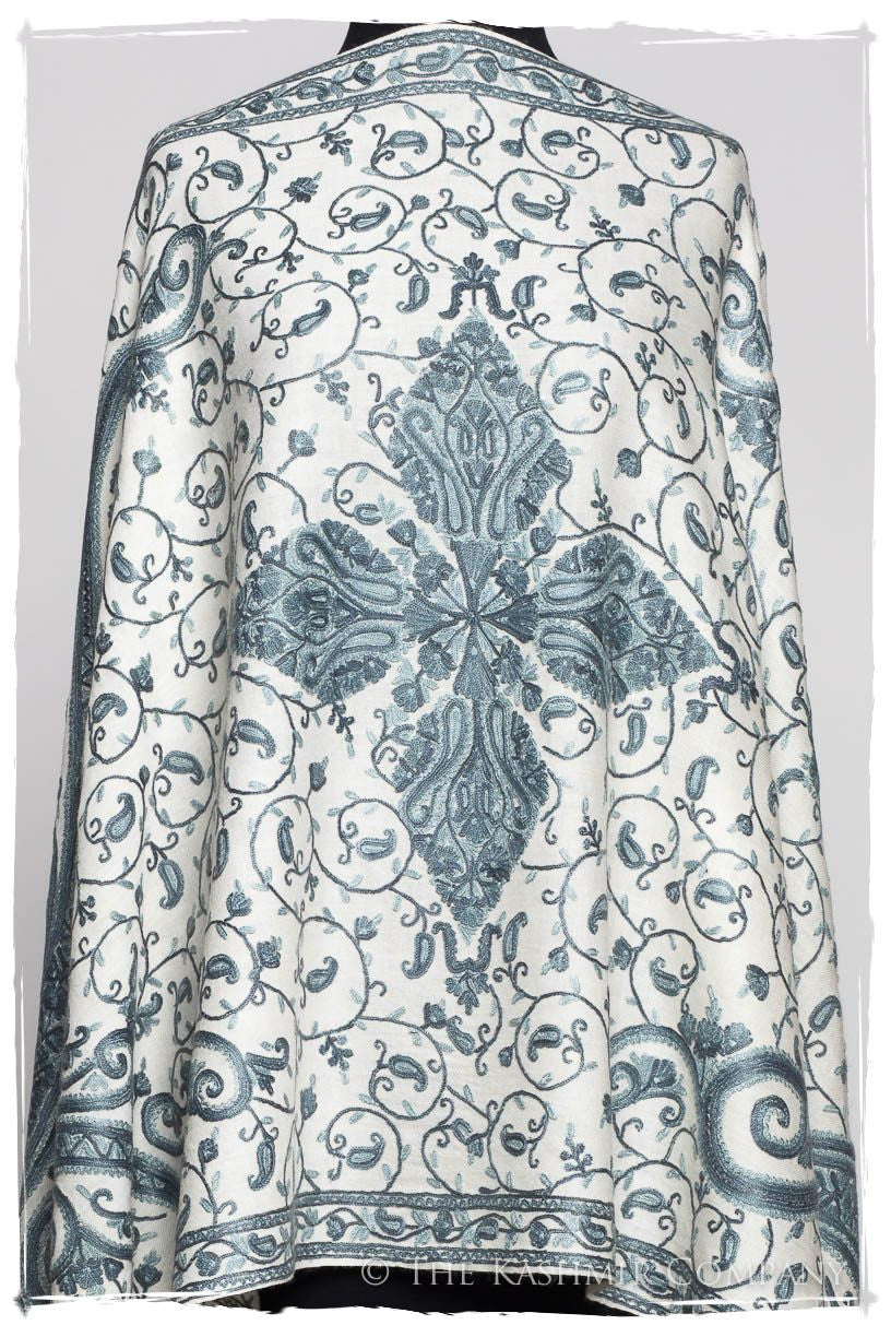 Pierre de Lune Royale Paisley Shawl