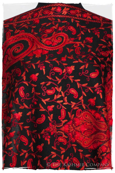 Palais Rouge Royale Paisley Shawl