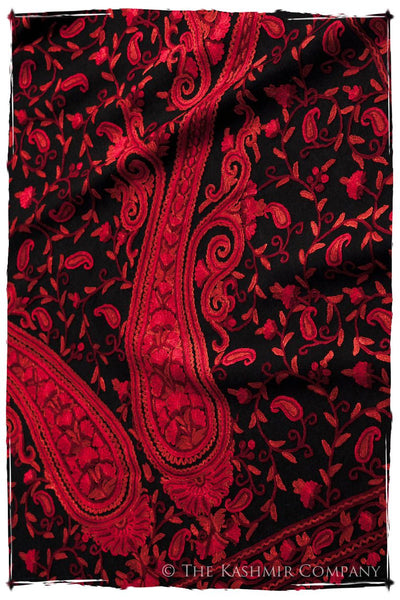 Palais Rouge Royale Paisley Shawl