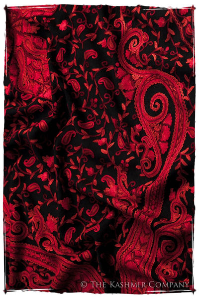 Palais Rouge Royale Paisley Shawl