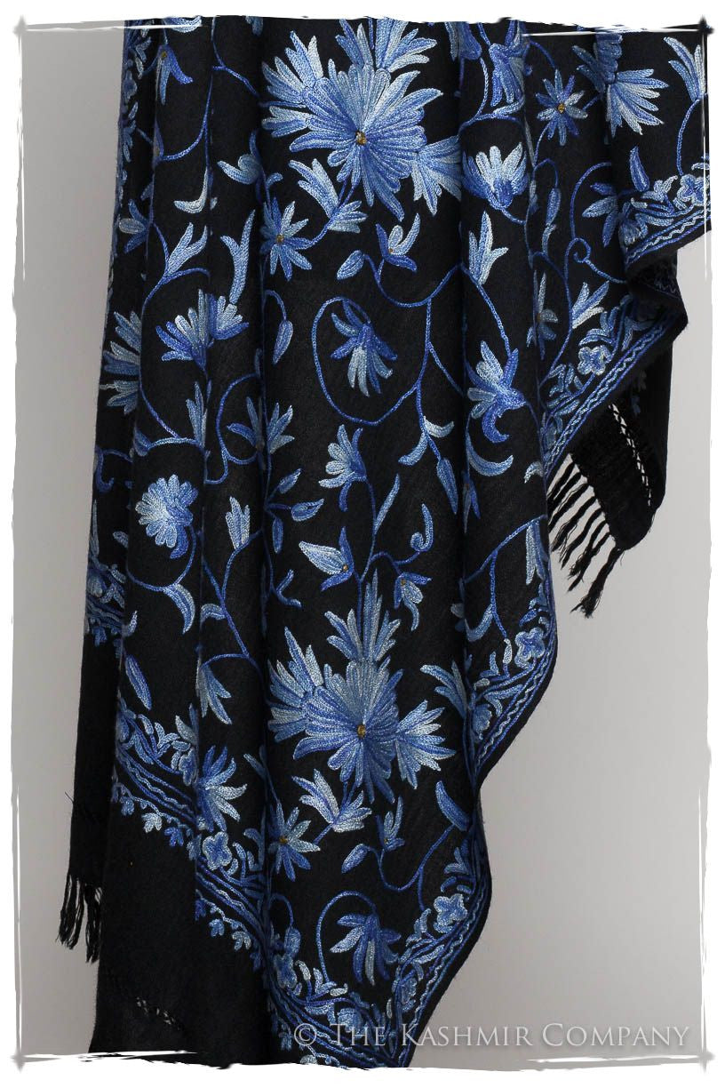Bleu Jardin à Giverny Notre Dame Shawl