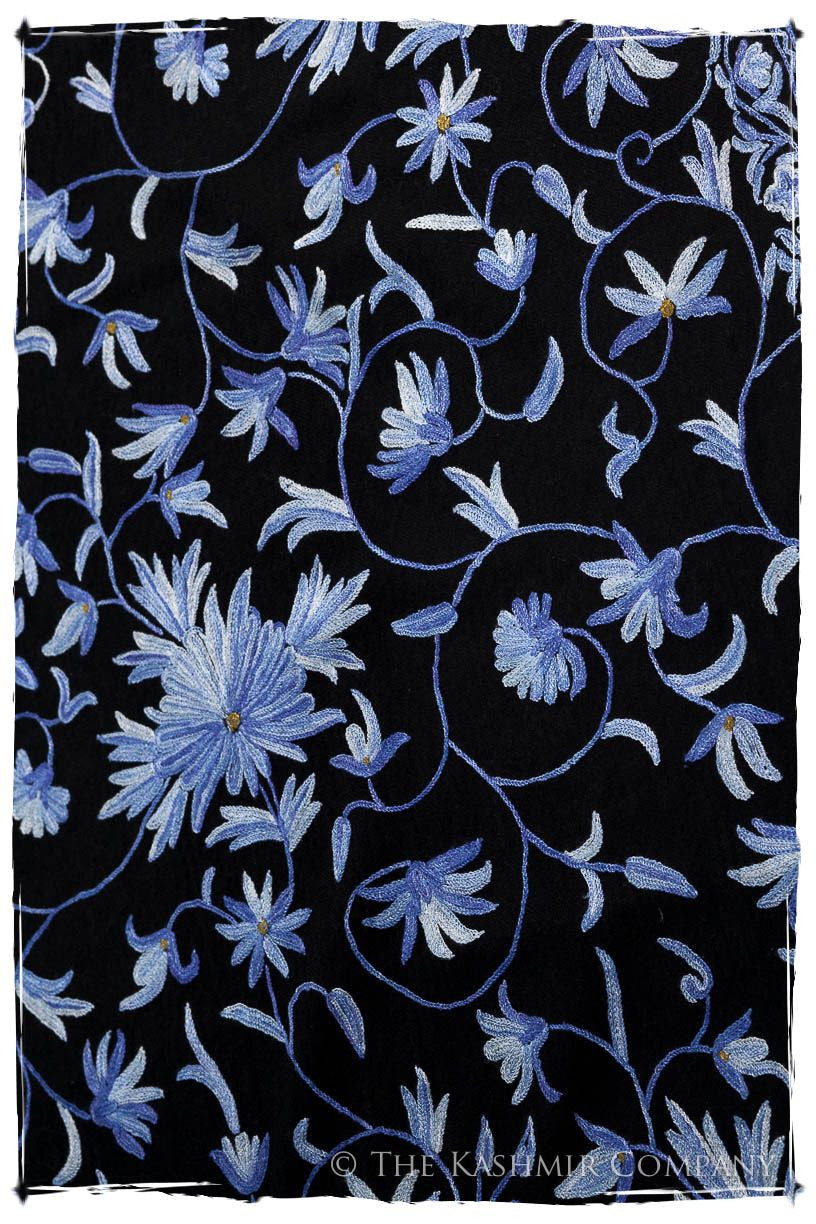 Bleu Jardin à Giverny Notre Dame Shawl