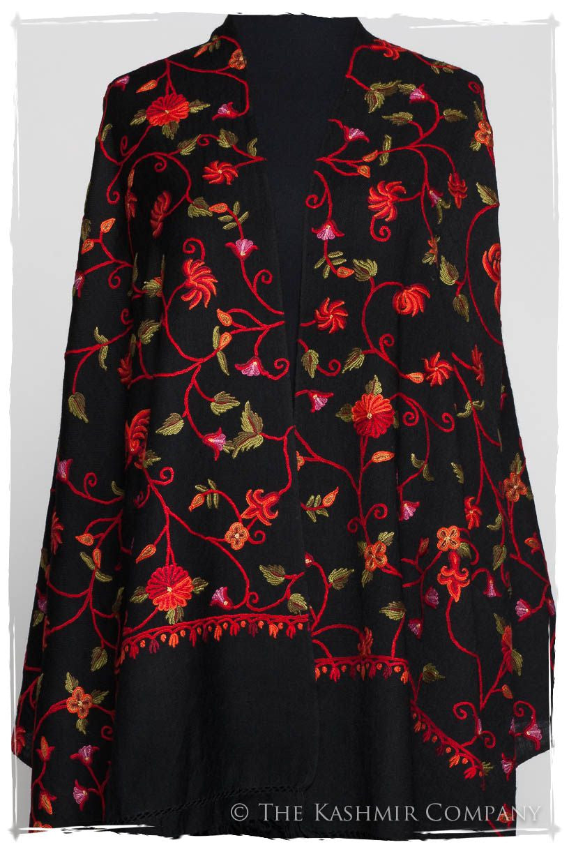 True Rouge Jardin Antoinette Noir Shawl