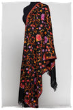 Jardin de Oeillet Notre Dame Noir Shawl
