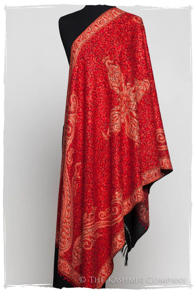 Scarlet Trésor de la Flamme Paisley Antiquaires Shawl