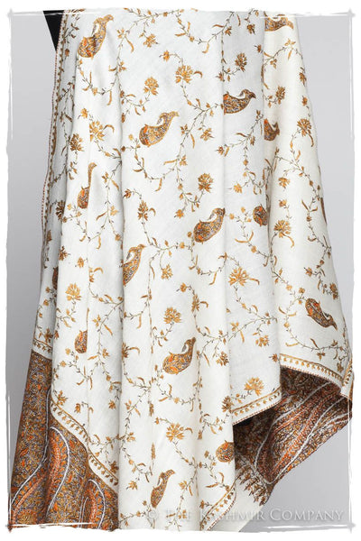 Amour de Deneuve Orient Paisley Shawl