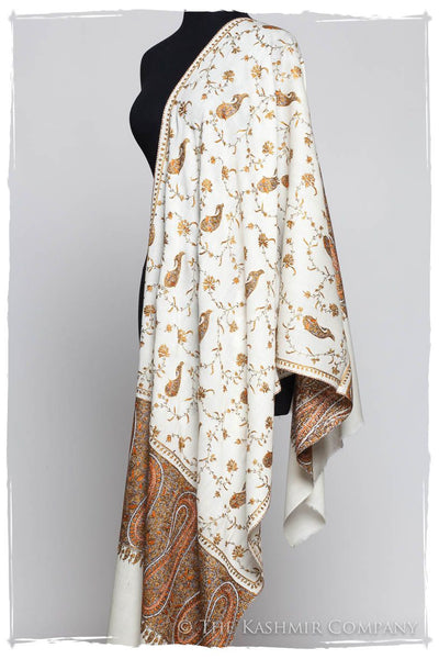 Amour de Deneuve Orient Paisley Shawl