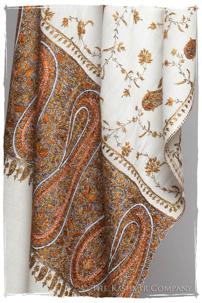 Amour de Deneuve Orient Paisley Shawl