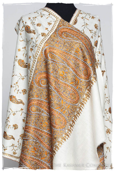 Amour de Deneuve Orient Paisley Shawl