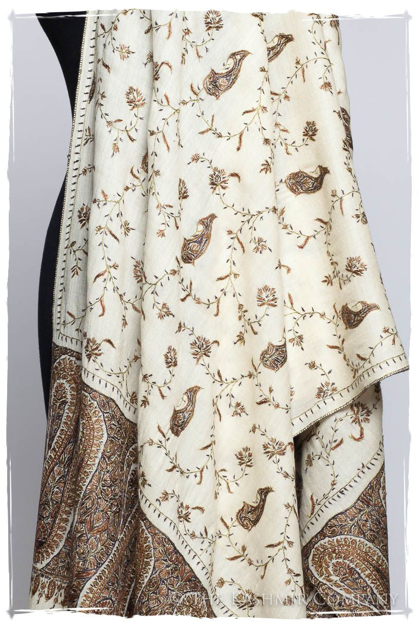 Amour de Eva Orient Paisley Shawl