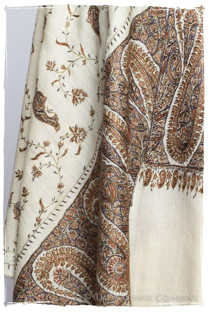 Amour de Eva Orient Paisley Shawl