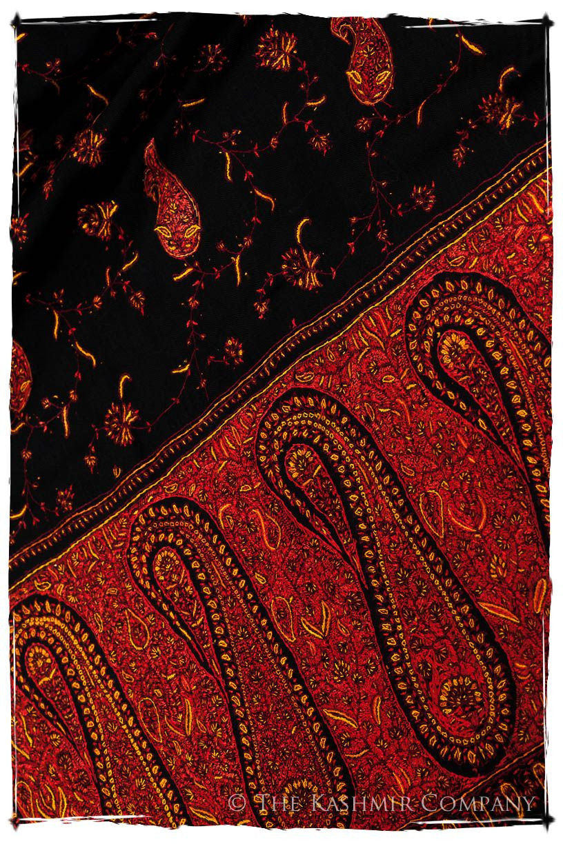 L'amour de Joséphine Orient Paisley Shawl