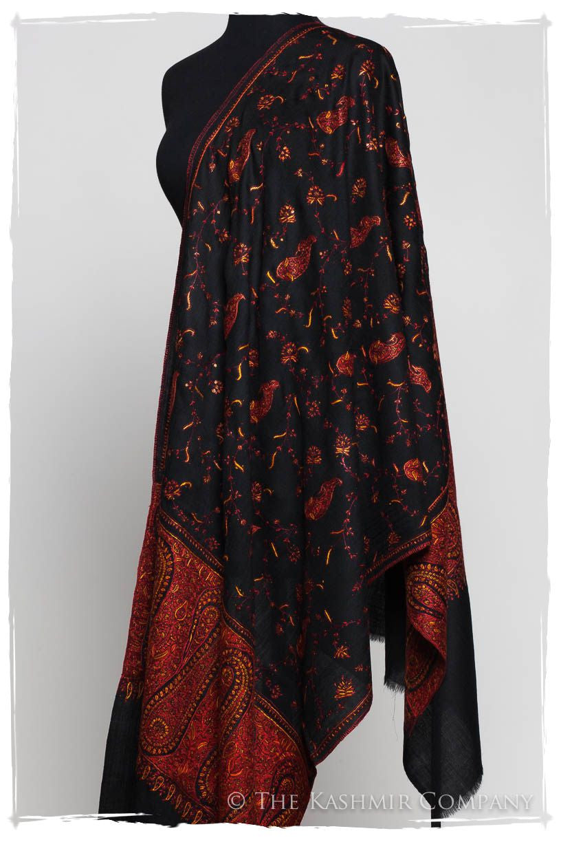 L'amour de Joséphine Orient Paisley Shawl