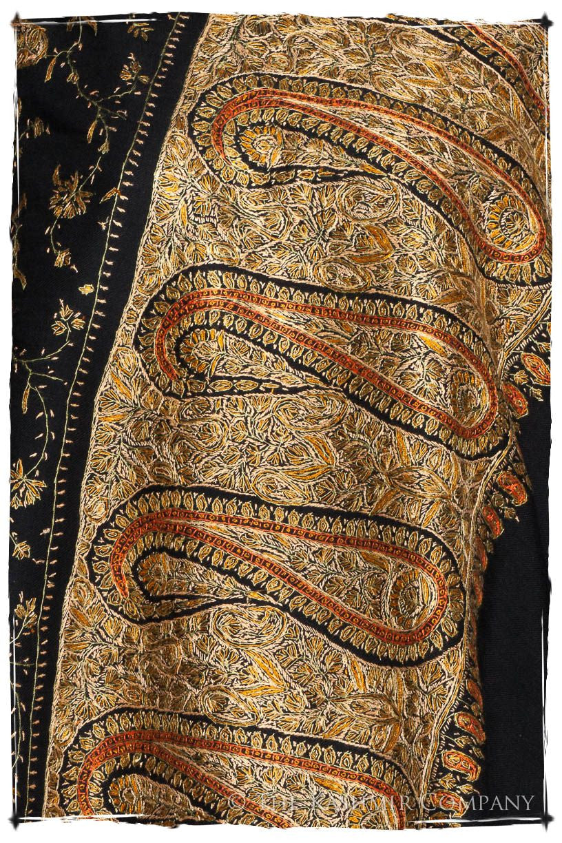 Julie et l'Amour Orient Paisley Shawl
