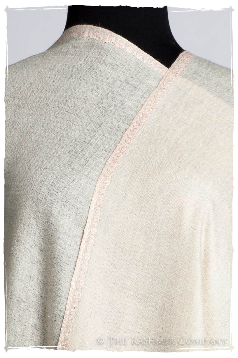 Frontière d'Paisley Pink Mist L'amour Soft Cashmere Scarf/Shawl