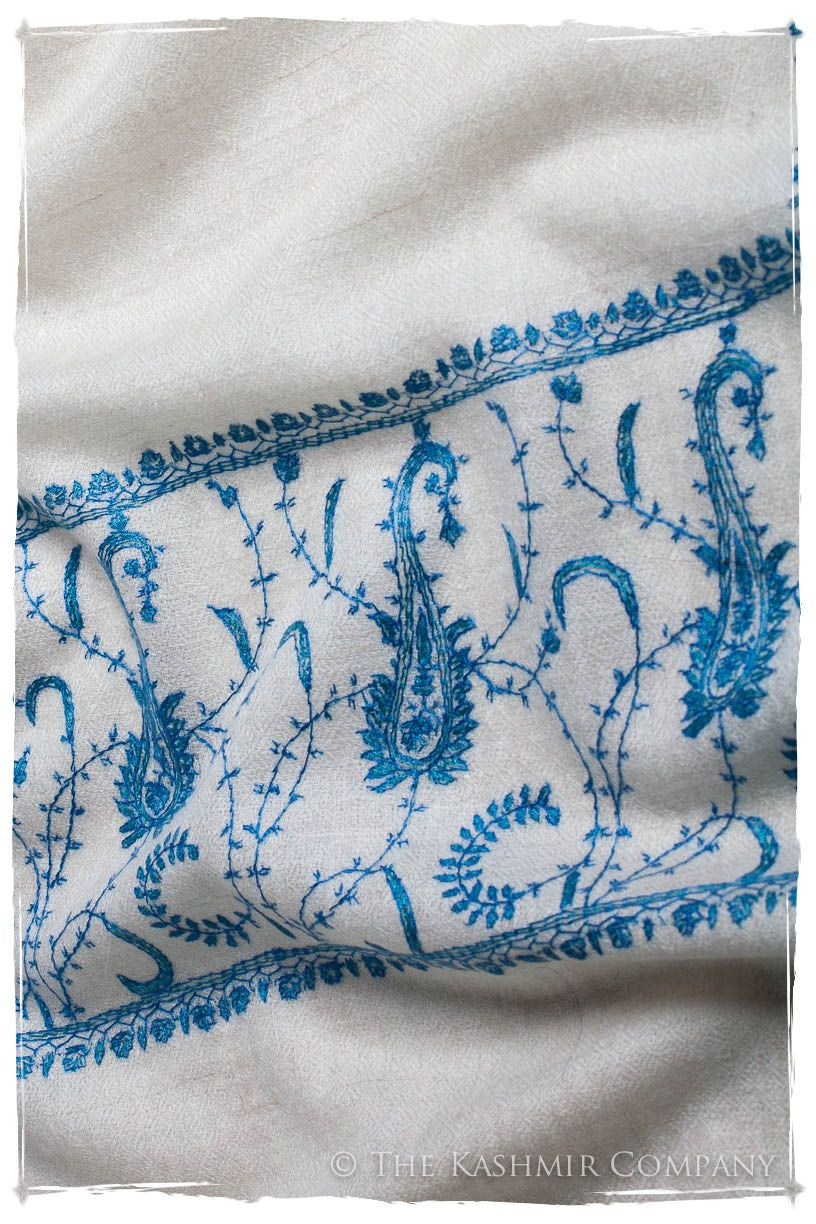 Frontière d'Paisley Parisian L'amour Soft Cashmere Scarf/Shawl