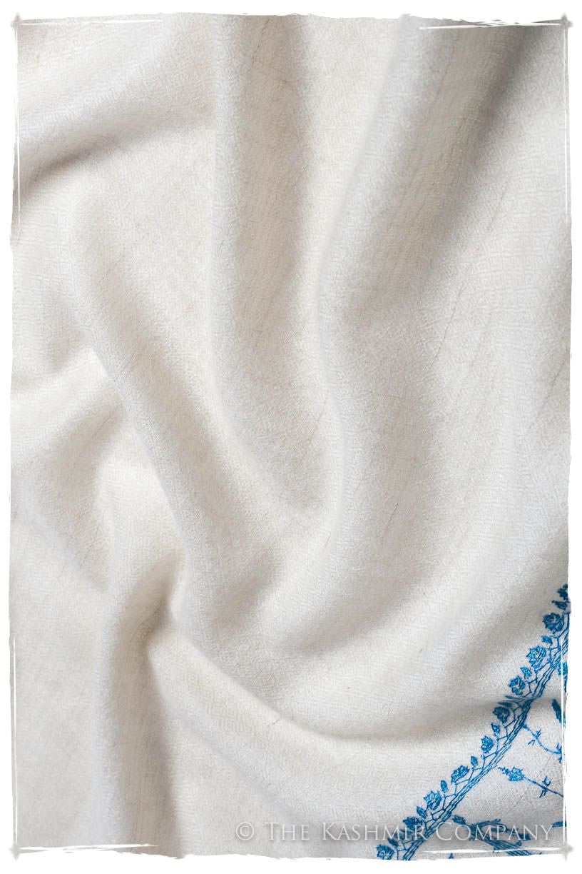 Frontière d'Paisley Parisian L'amour Soft Cashmere Scarf/Shawl