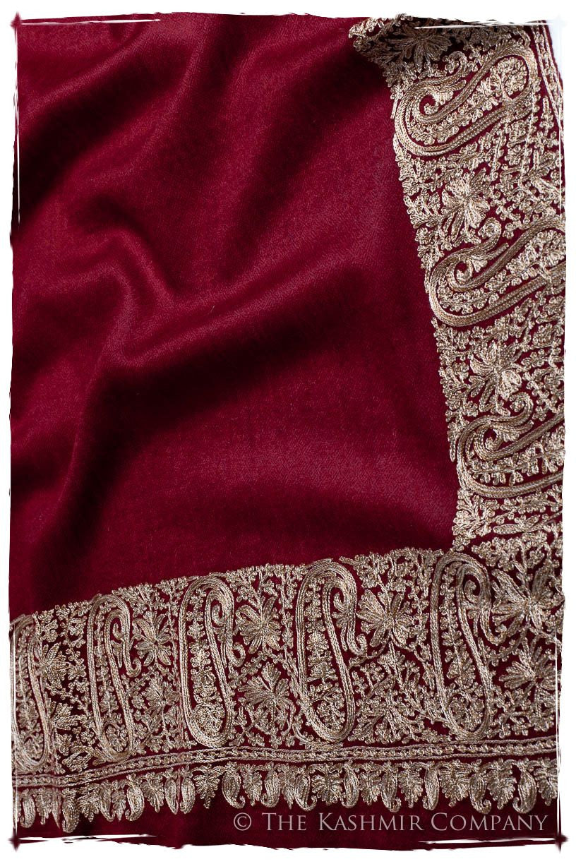 The Sophistiqué Bordeaux Paisley Frontière Shawl