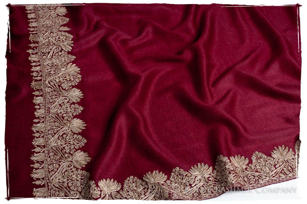 The Sophistiqué Bordeaux Deux Amour Frontière Shawl