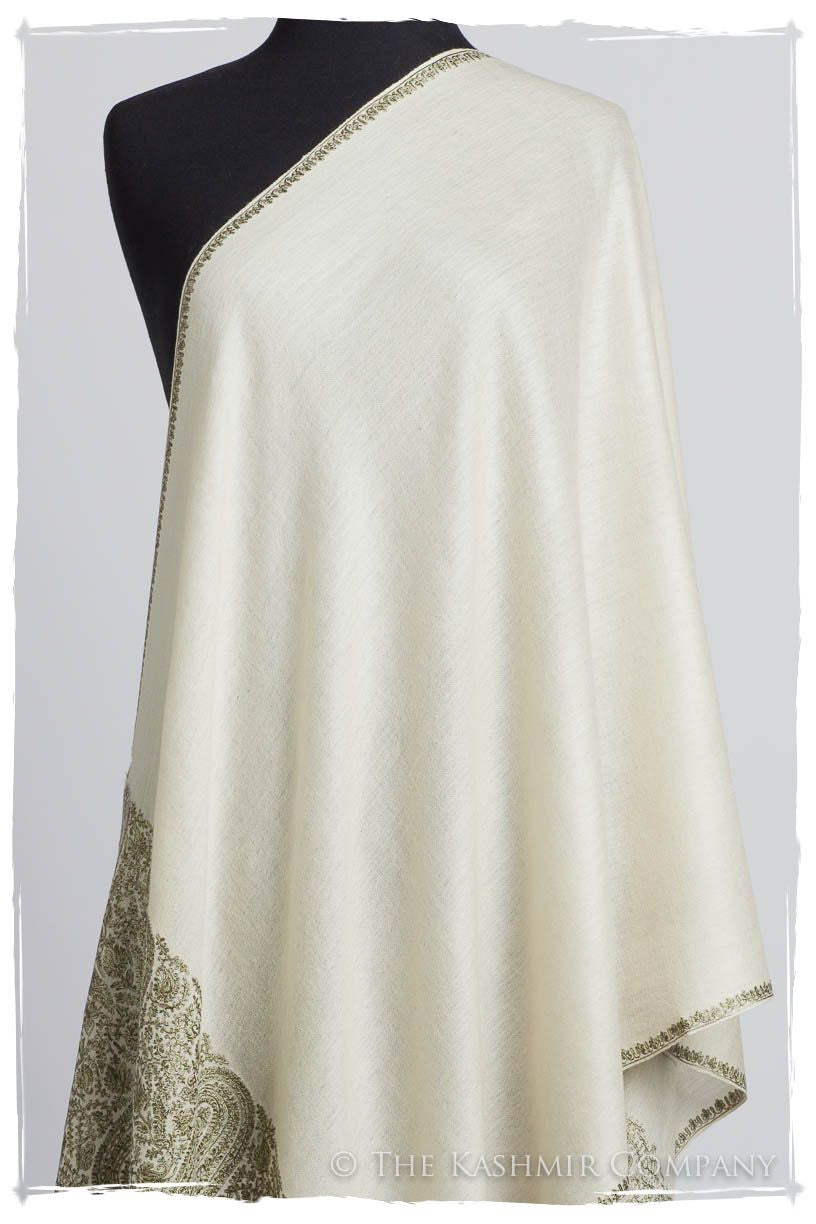 The Sophistiqué Ivoire Vignoble Empress Paisley Shawl