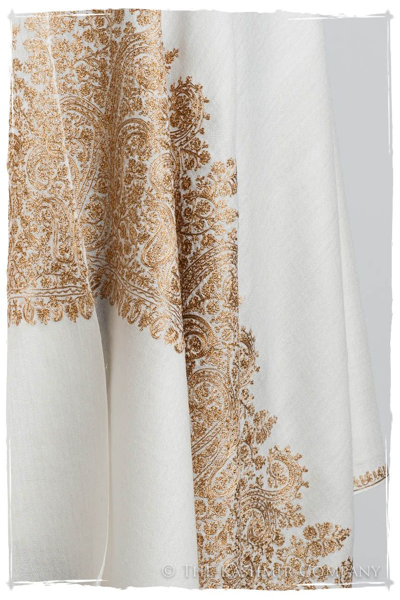 The Sophistiqué Oro Reine Ivoire Paisley Shawl