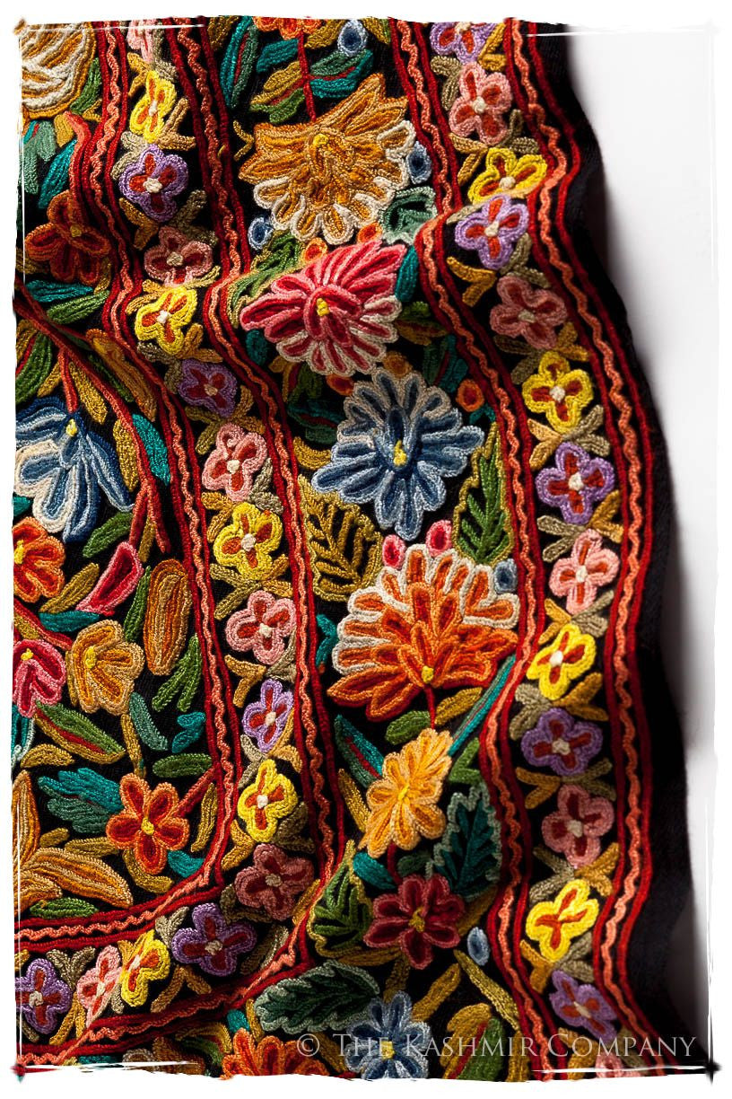 Roseraie de Paris Antiquaires Shawl