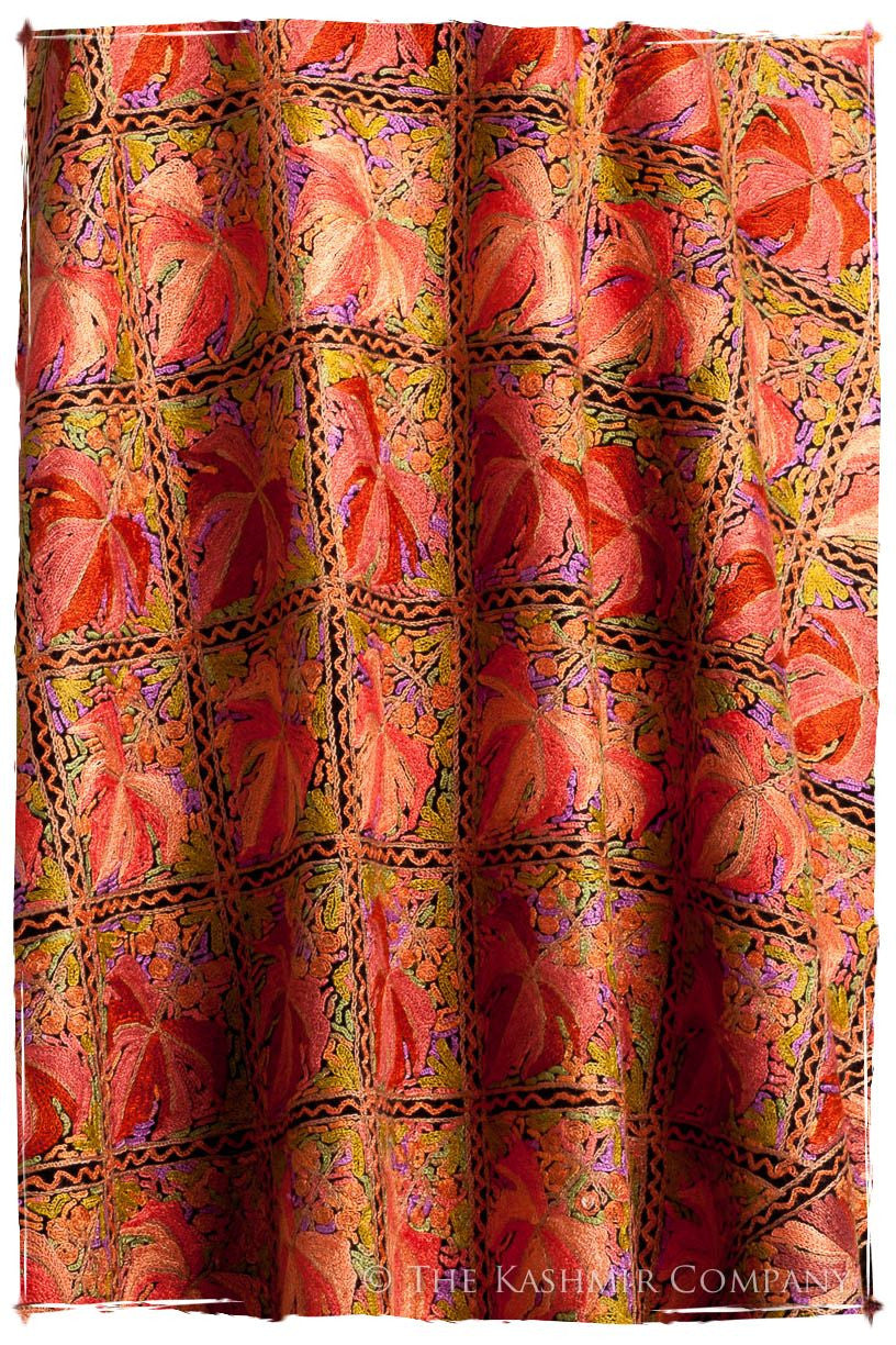 Palais de Saumon Lilas Antiquaires Shawl