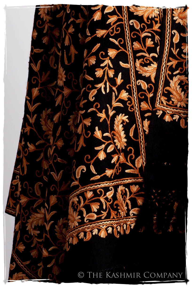 Nuances de Brun Paisley Secret Garden Shawl