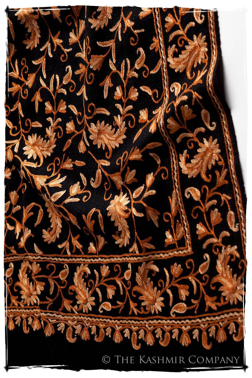 Nuances de Brun Paisley Secret Garden Shawl