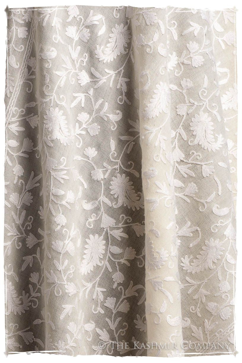 Blanc de Ivoire Paisley Secret Garden Shawl