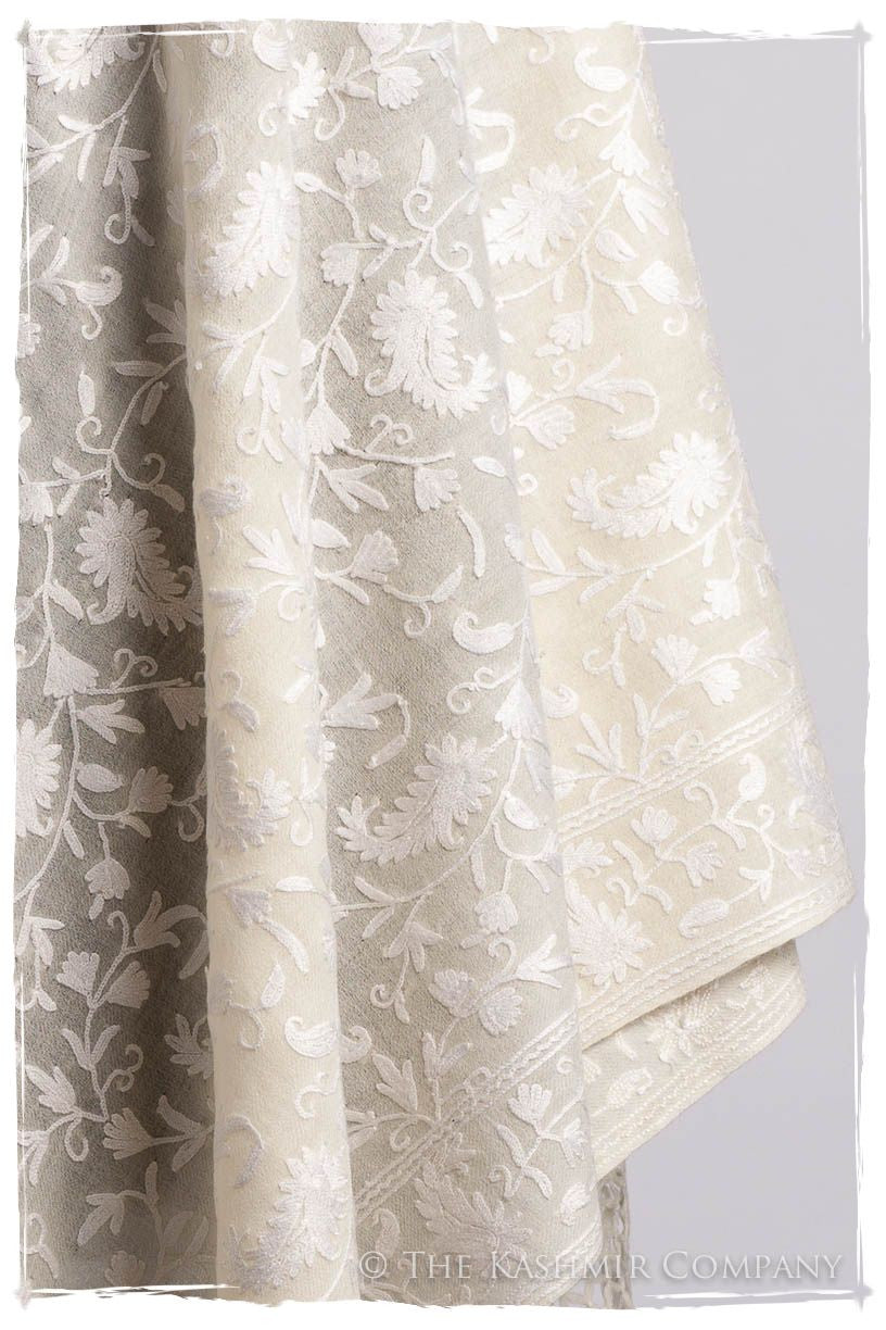Blanc de Ivoire Paisley Secret Garden Shawl