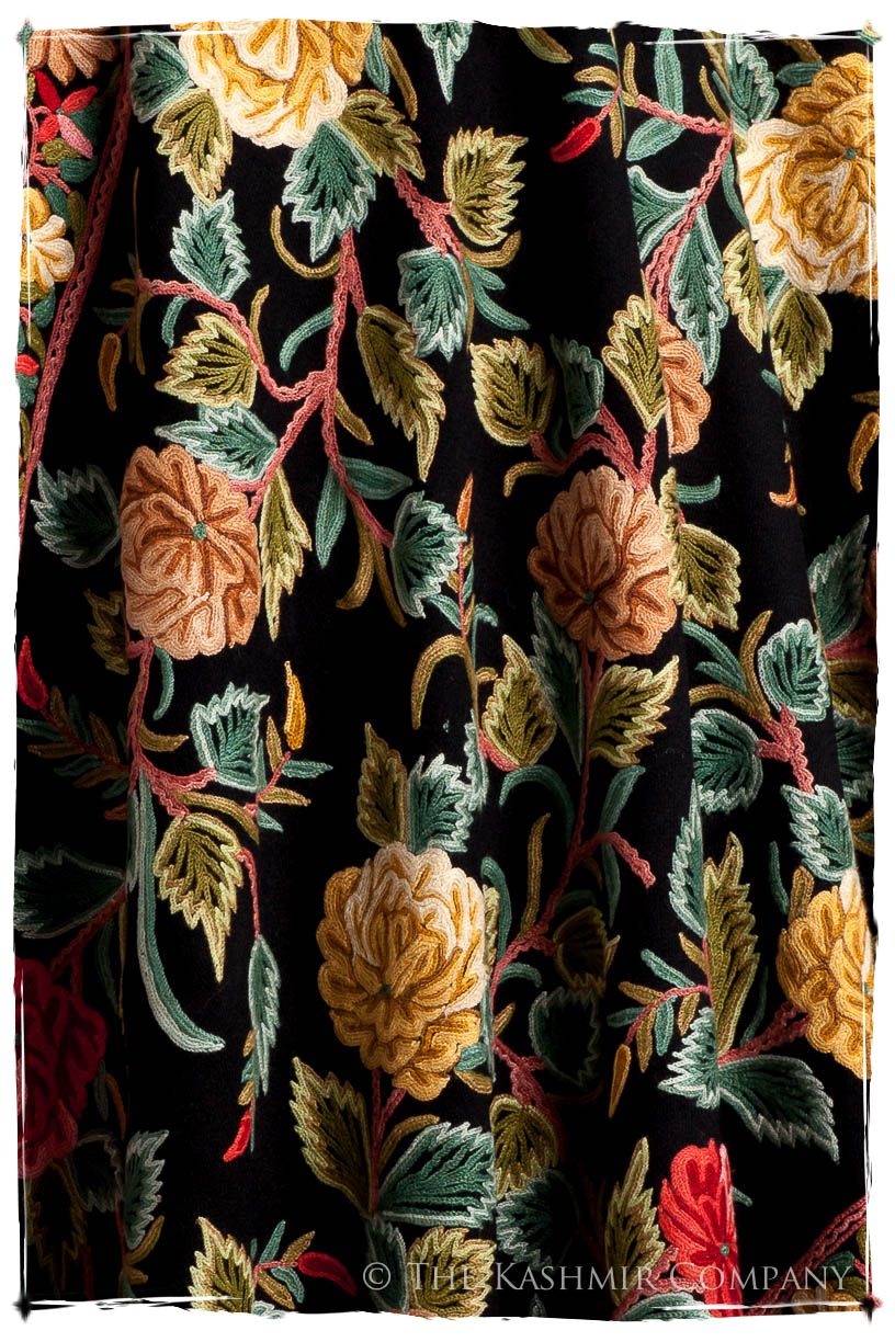 Jardin de Marie Antoinette Antiquaires Shawl